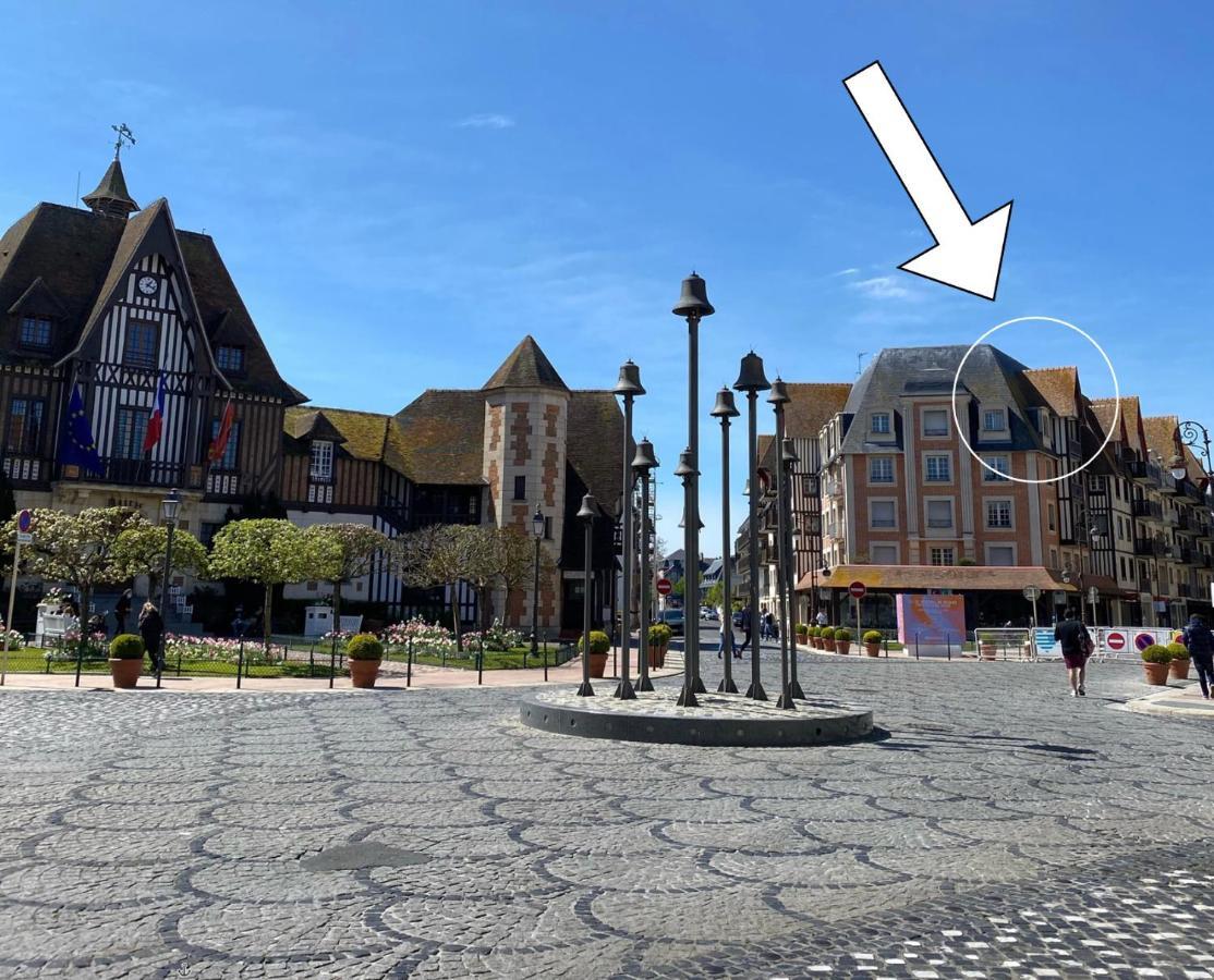Duplex Au Coeur De Deauville Avec Vue Imprenable Et Parking Prive エクステリア 写真